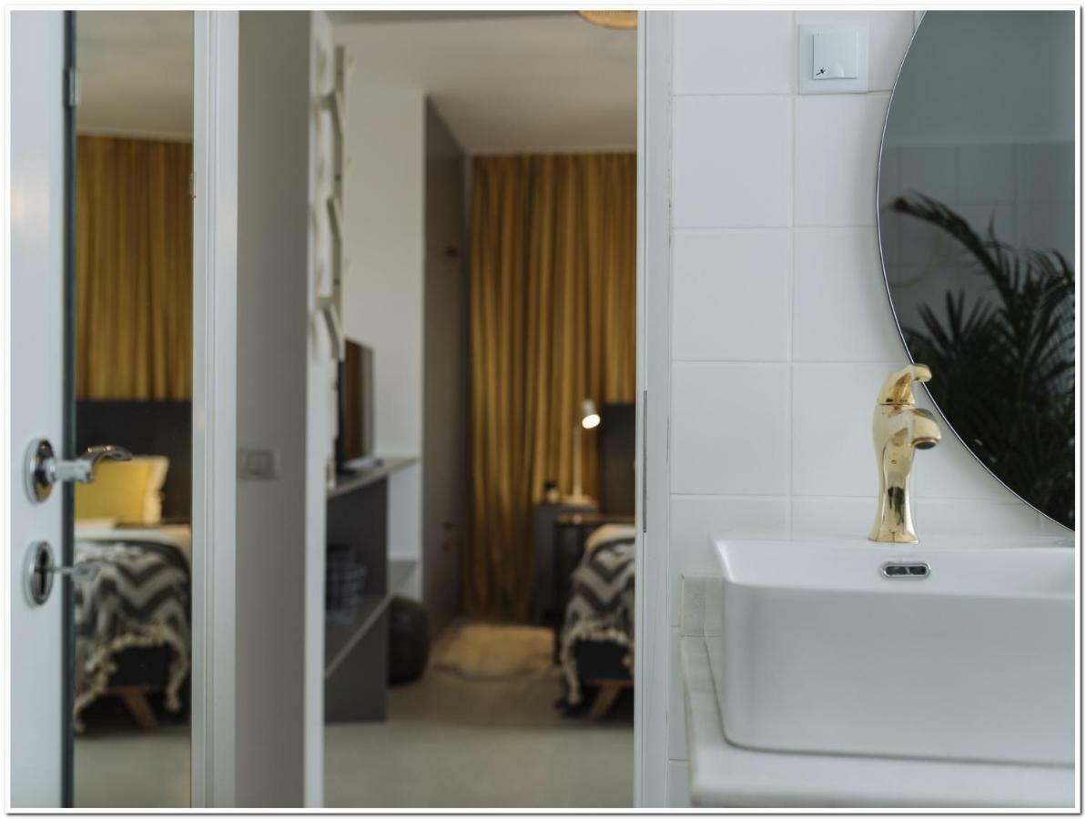 Old Town Cosy Studio บูคาเรสต์ ภายนอก รูปภาพ