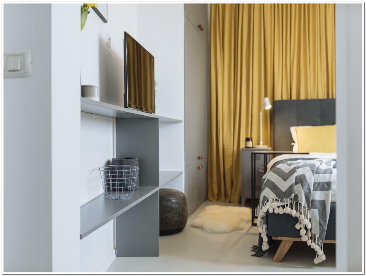 Old Town Cosy Studio บูคาเรสต์ ภายนอก รูปภาพ